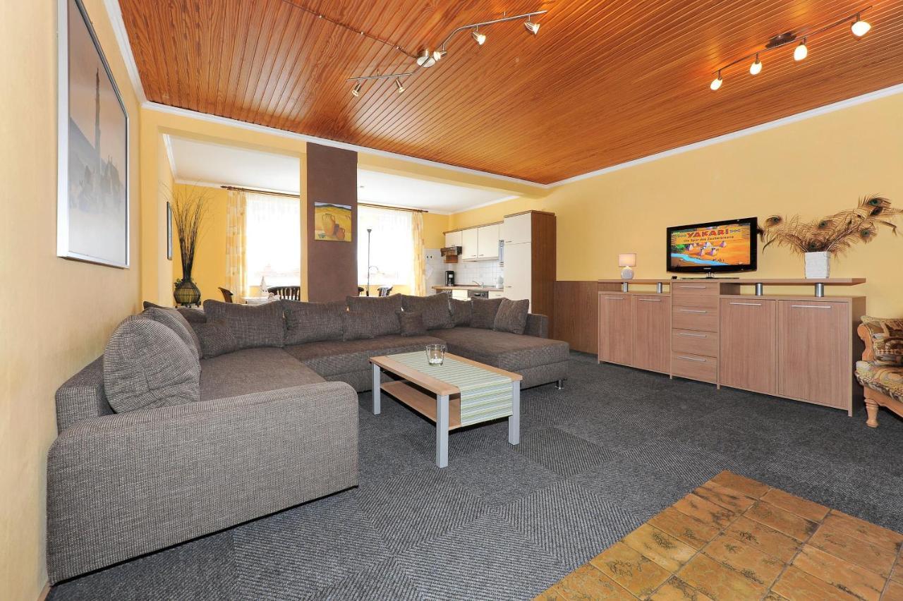 Friesenmeer Ferienwohnung Eins 贝塞尔 外观 照片